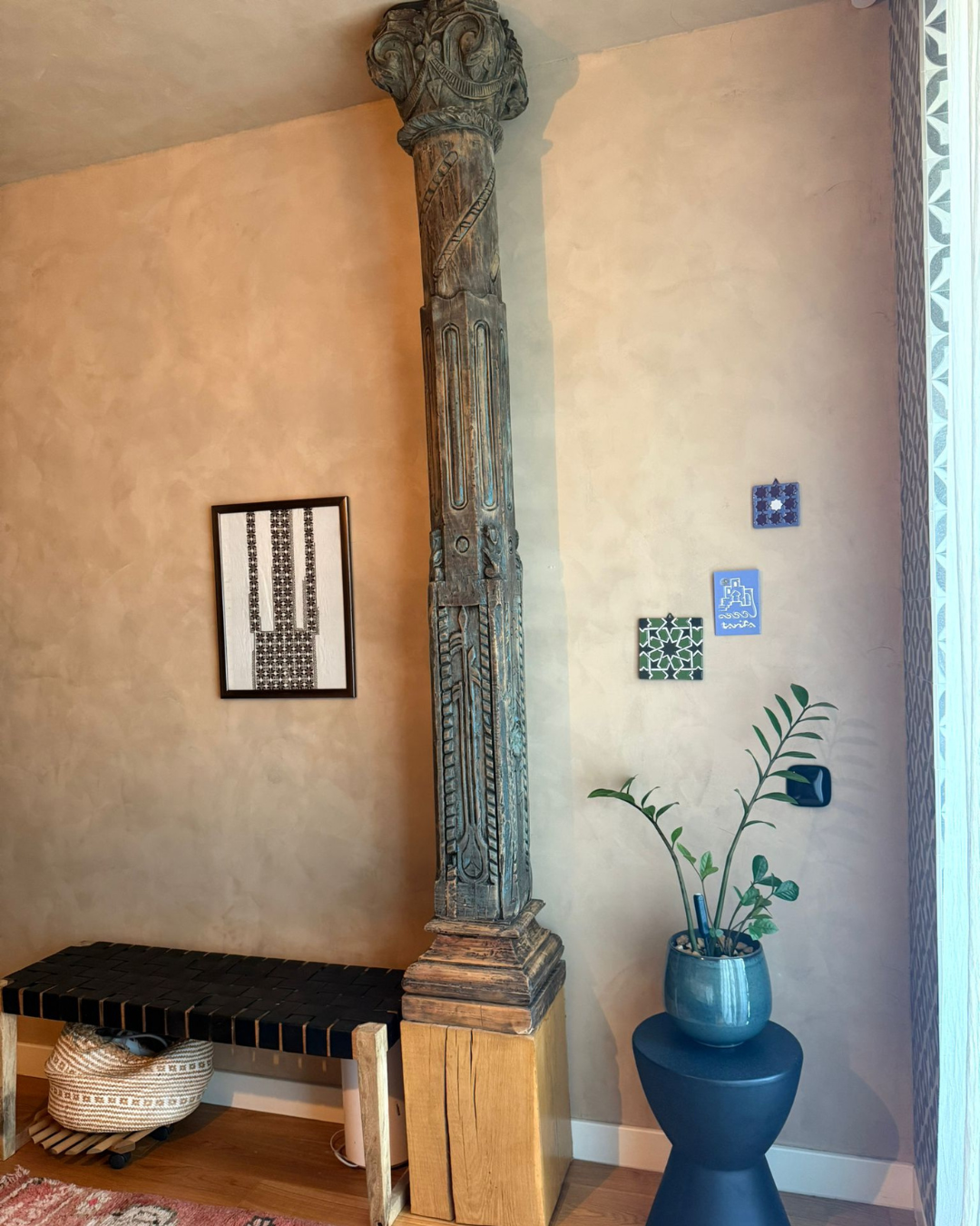 Coloane decorative interior: eleganta, structura si impact vizual