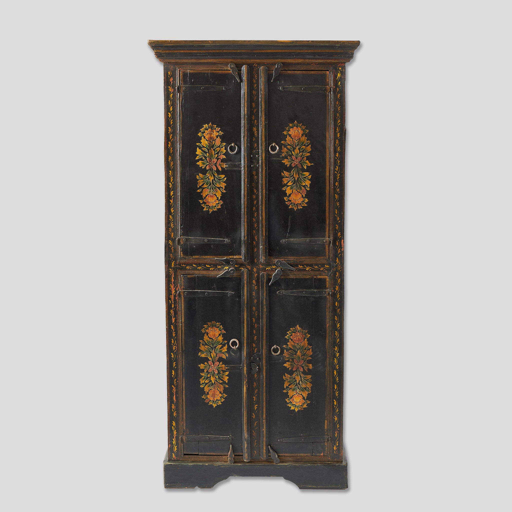 Dulap Pictat cu Simboluri Vegetale