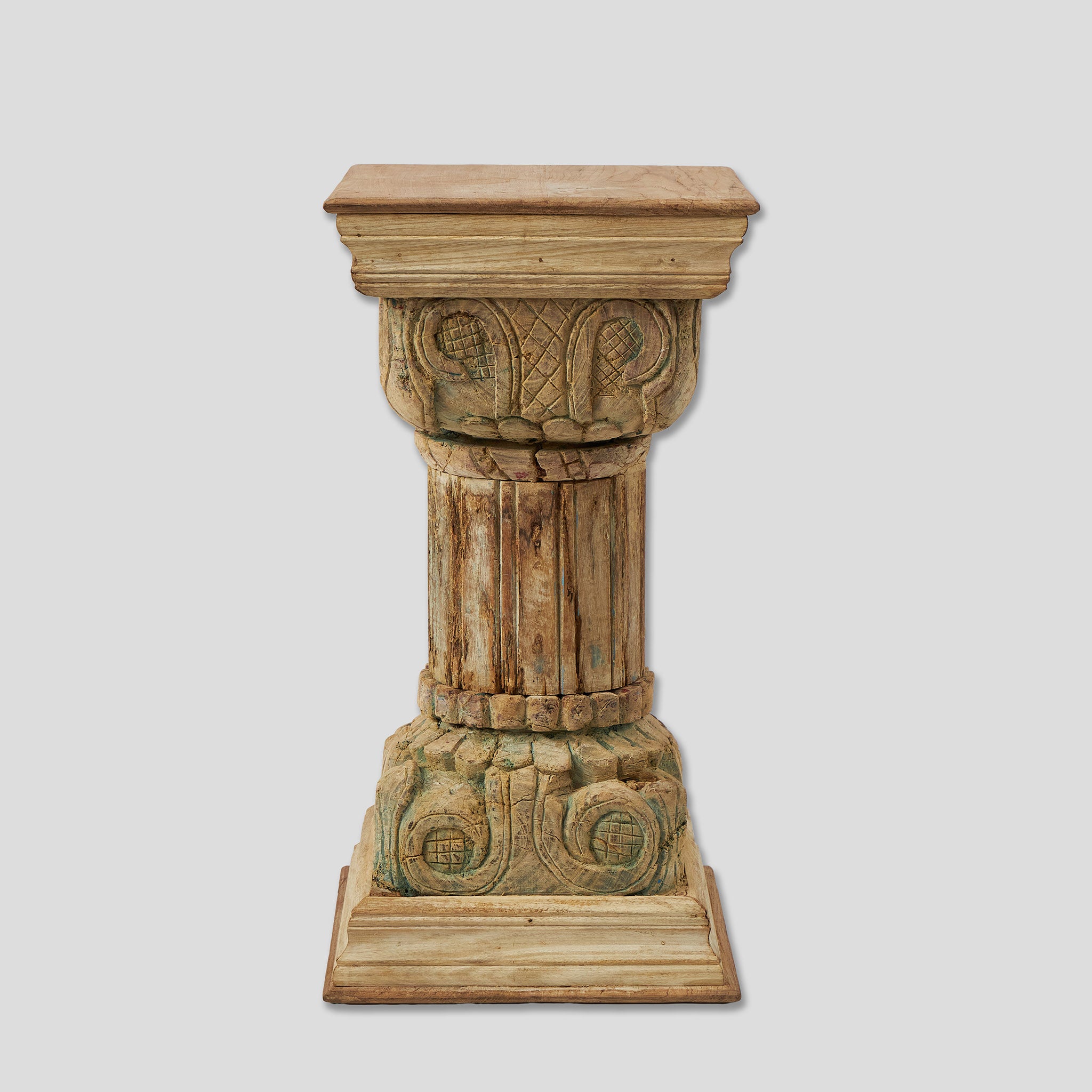 Suport din Lemn pentru Plante