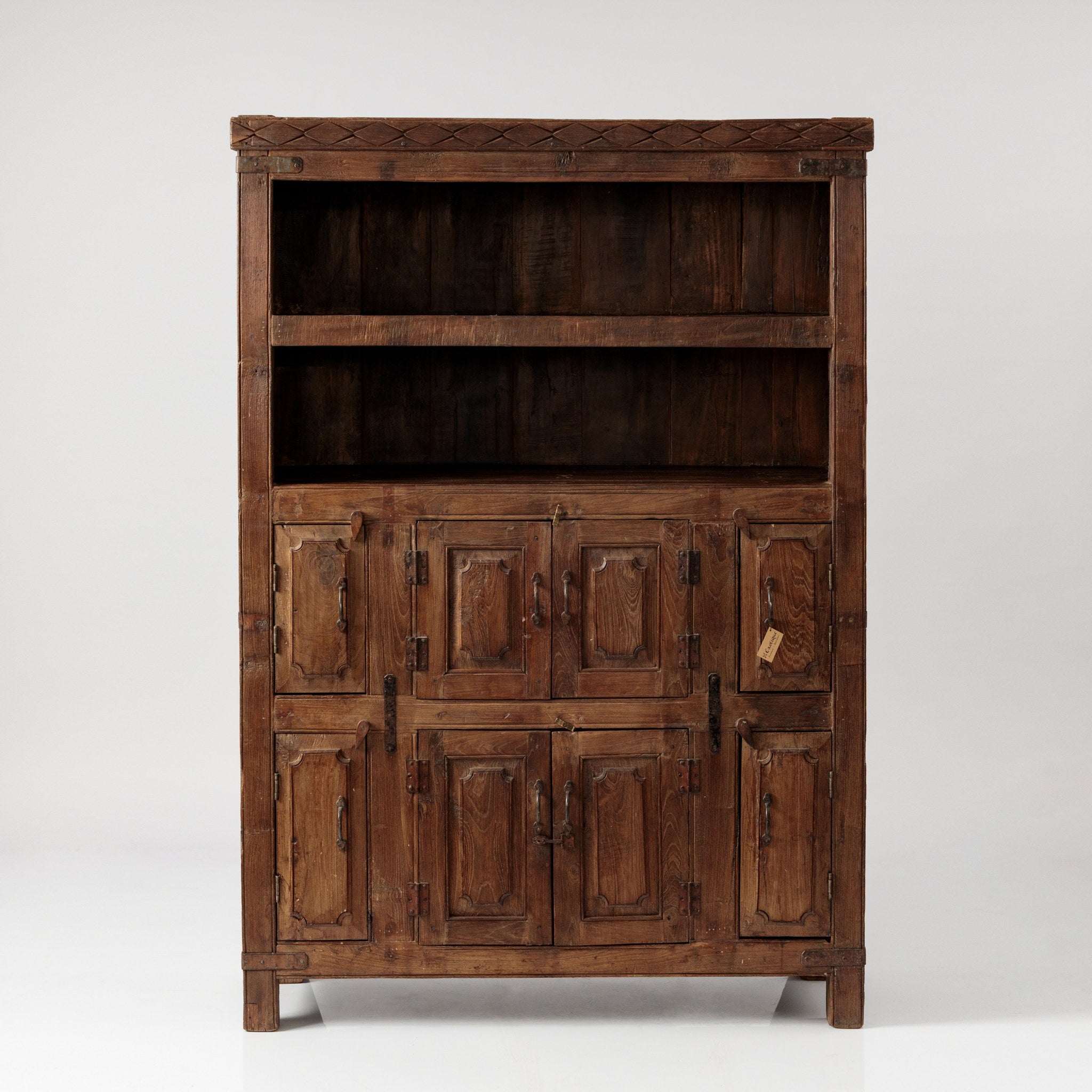 Dulap din Lemn de Tec