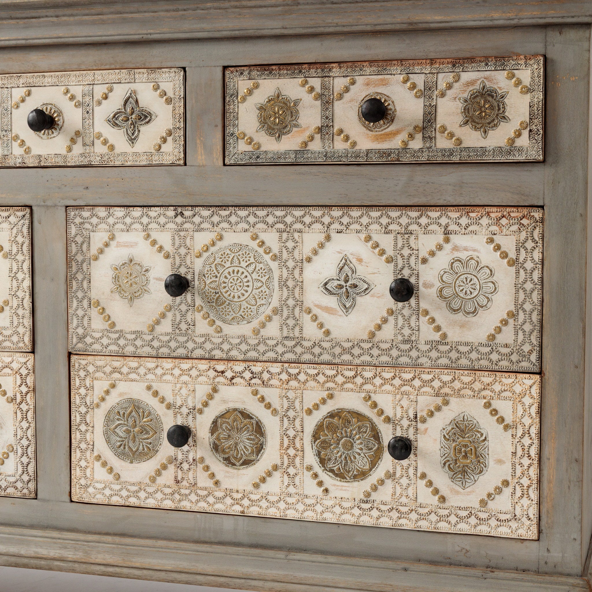 Comoda din Lemn cu Sertare