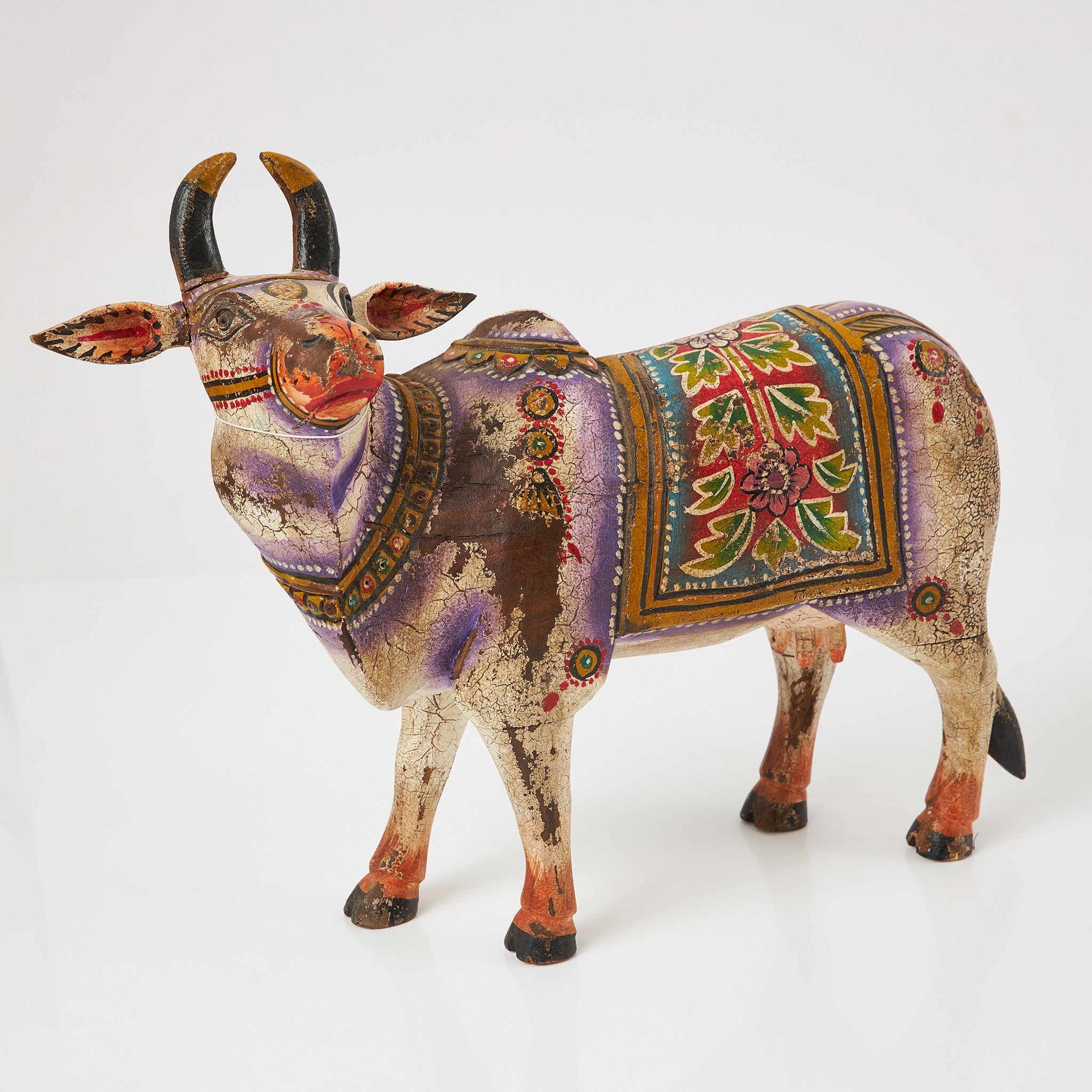 Vaca Decorativa din Lemn Pictat