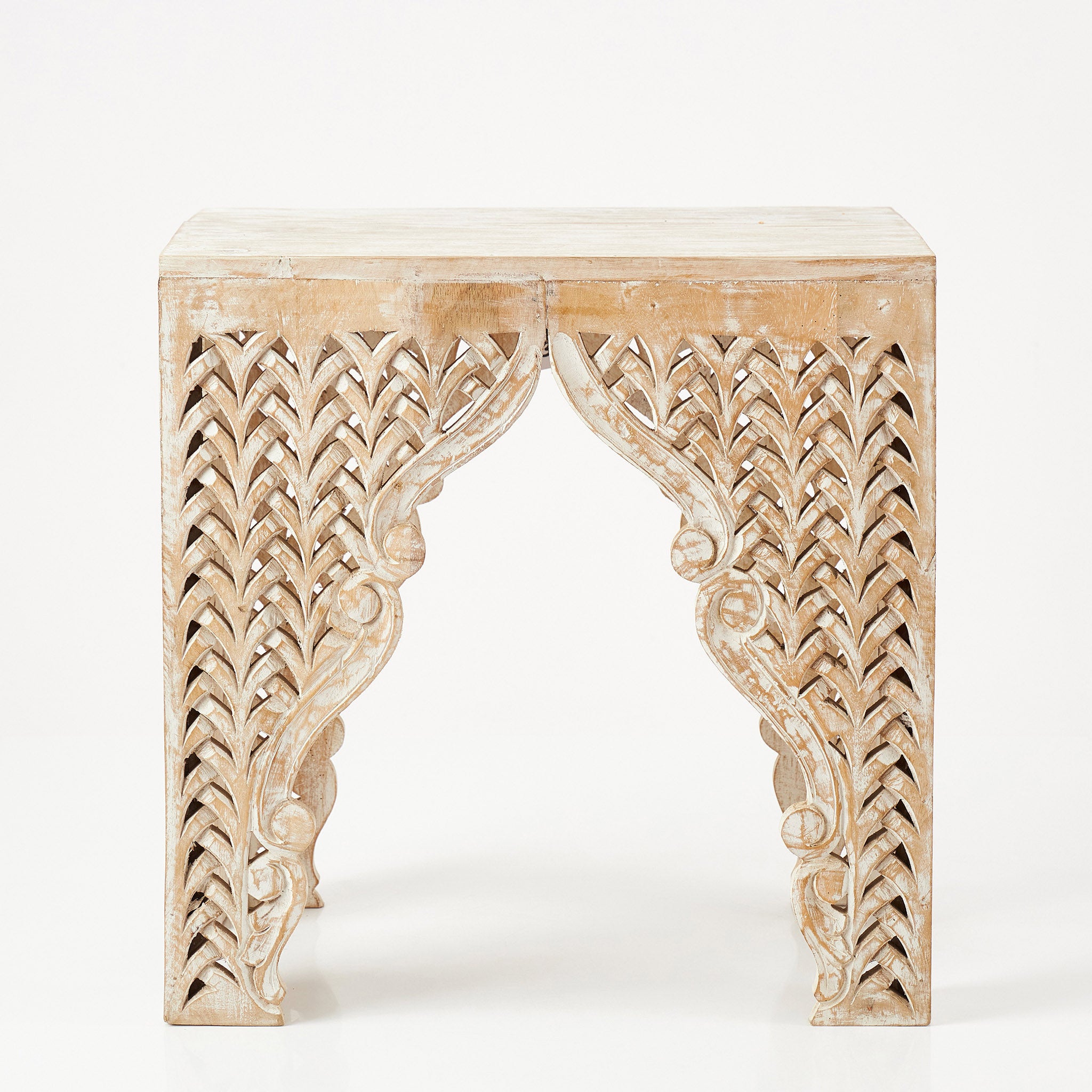 Masuta de Cafea Orientala din Lemn Sculptat