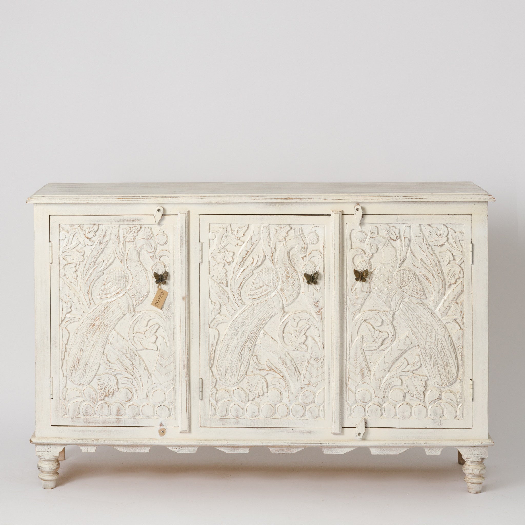 Comodă Indiană cu Detalii Sculptate de Păuni