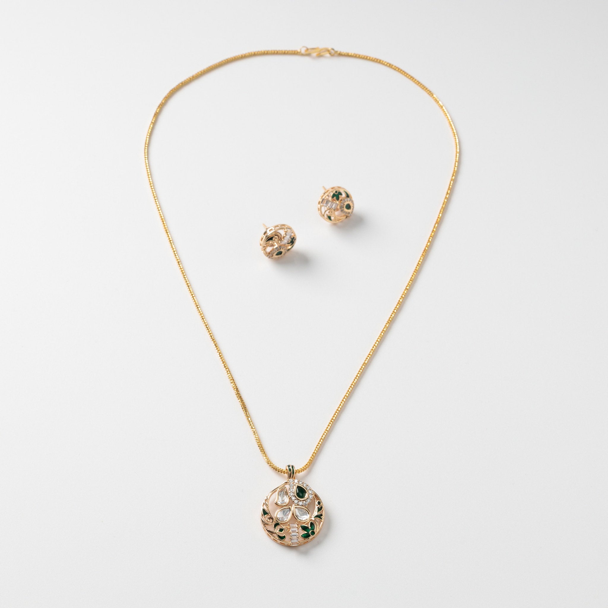 Set elegant de colier si cercei