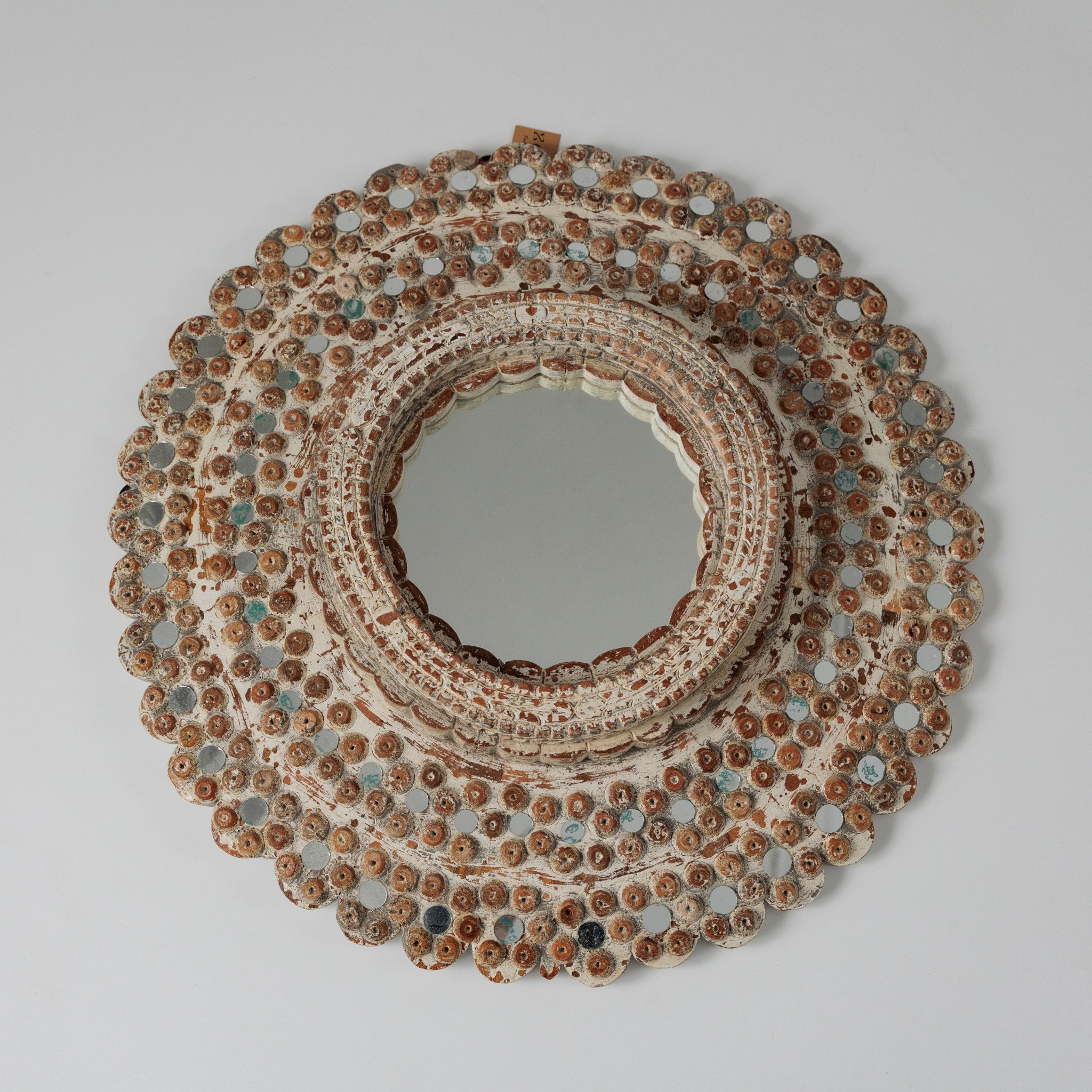 Oglinda Rotunda cu Rama din Lemn