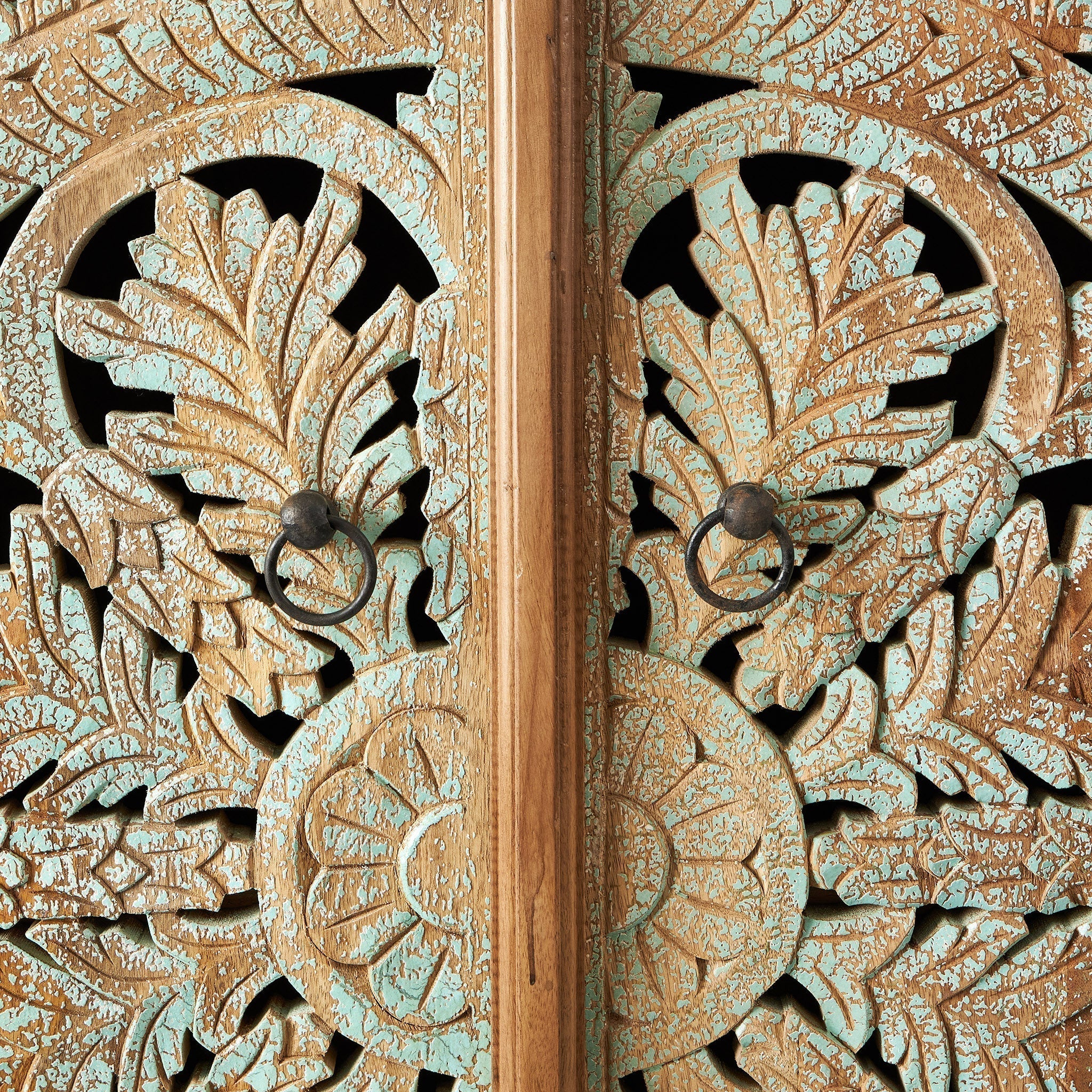 Lemnul de mango – frumusețea exotică în mobilierul de acasă