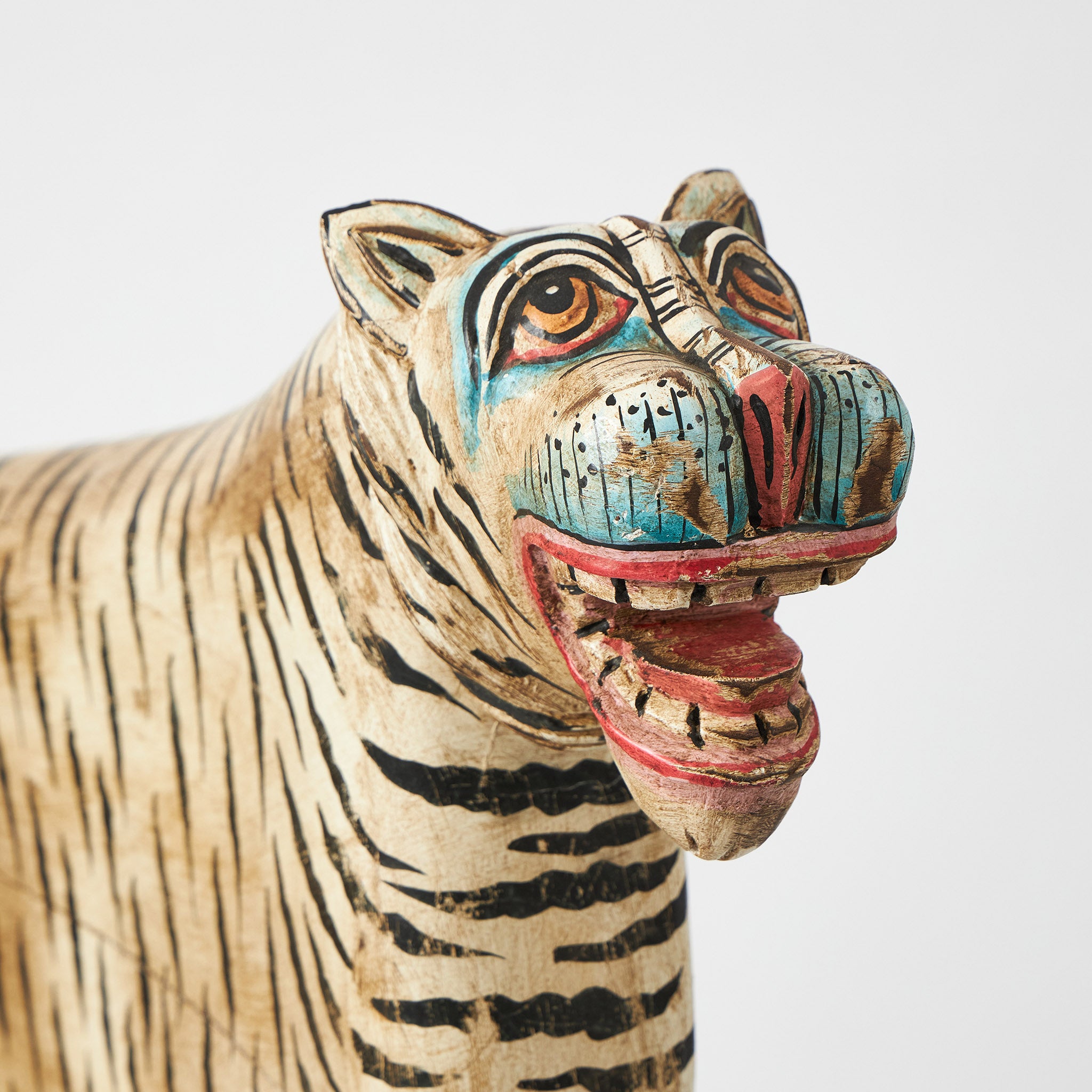 Bancheta Zebra Sculptata