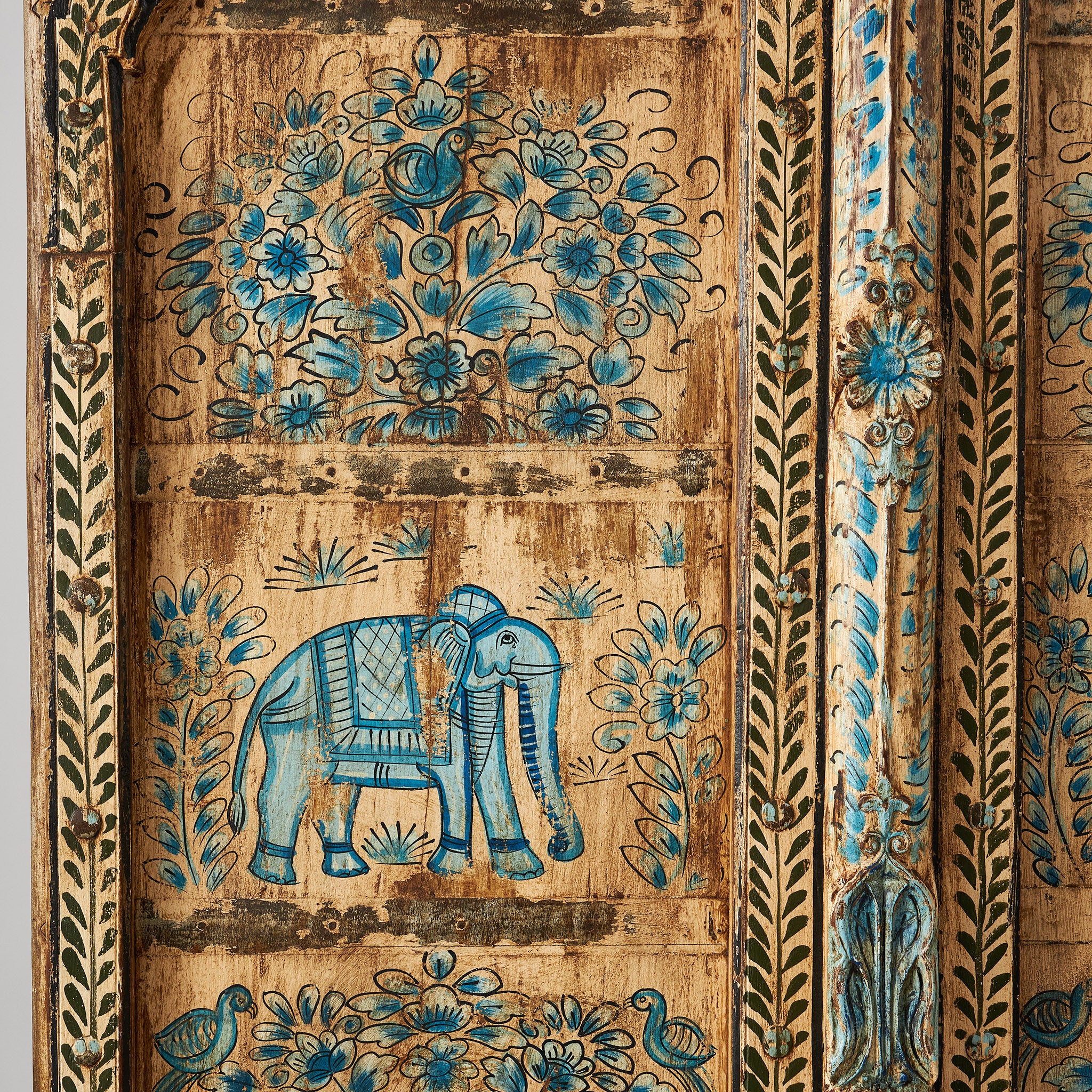 Panou Decorativ Pictat cu Fauna Indiana