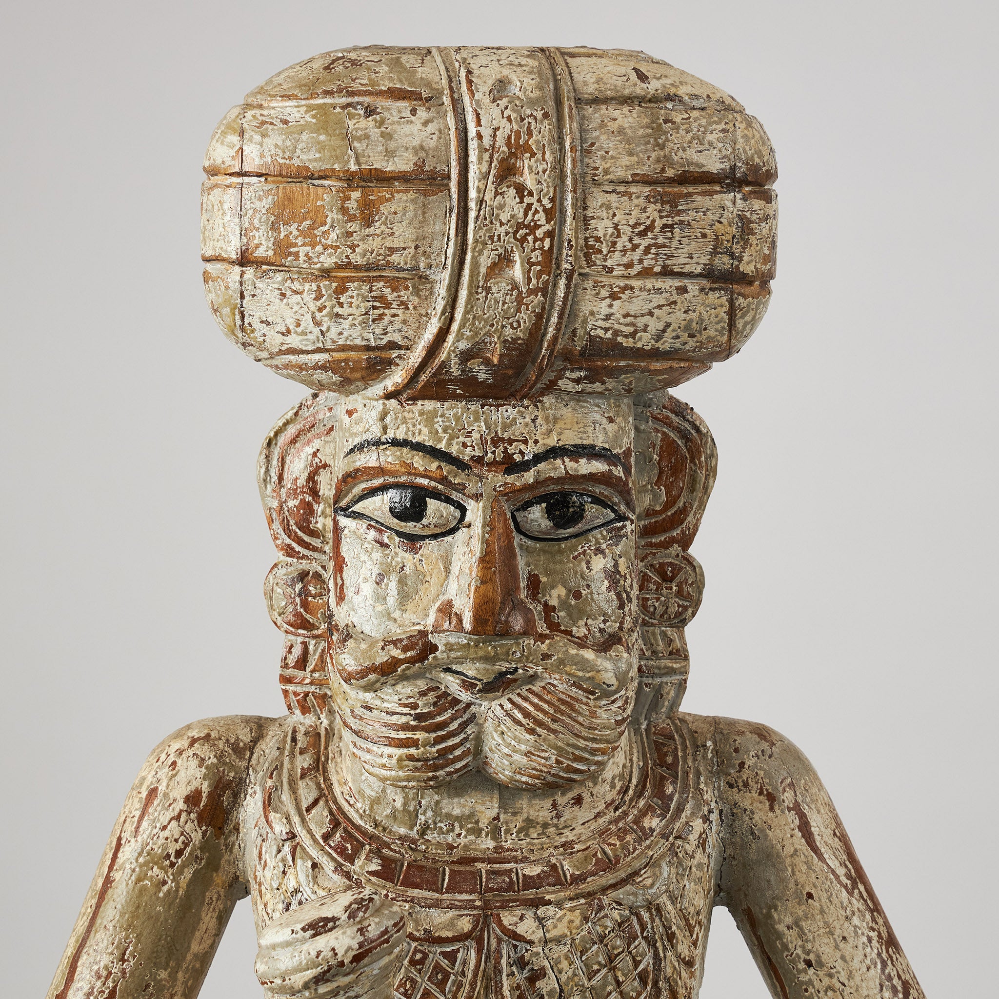 Soldat Decorativ Sculptat din Lemn