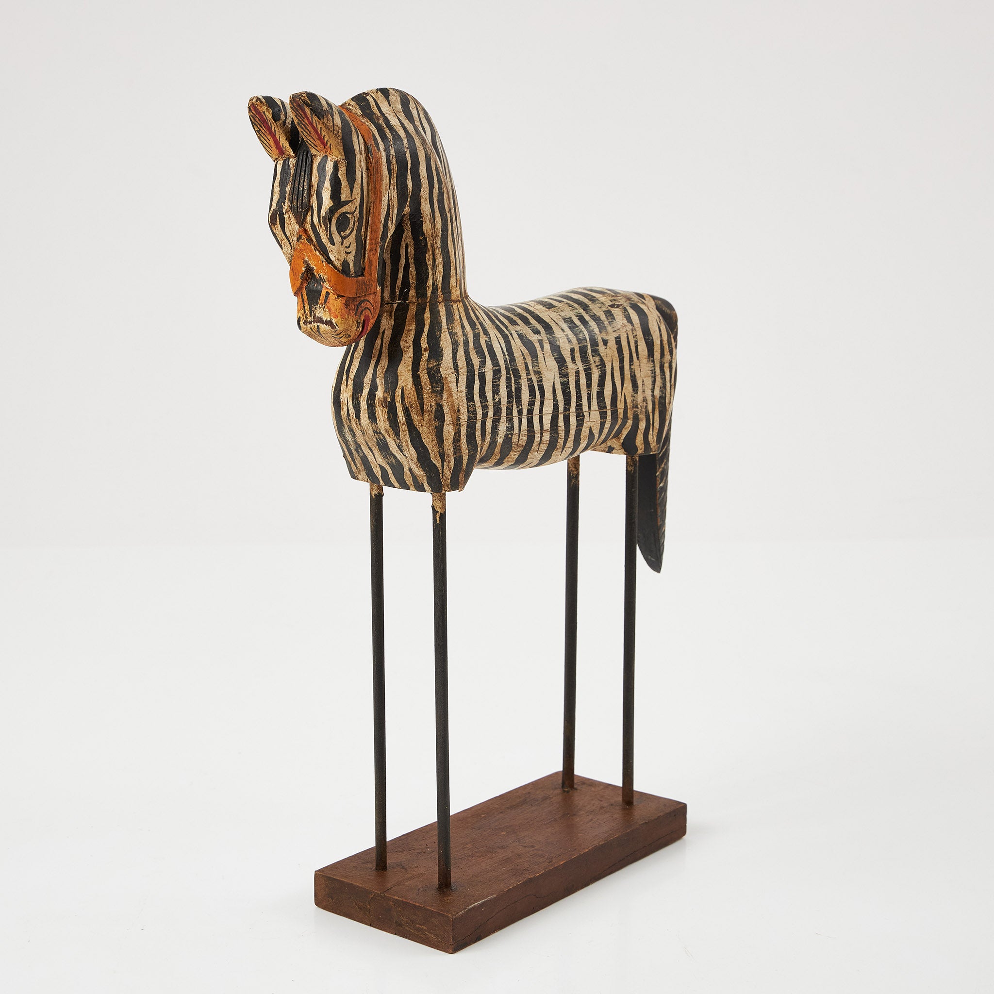 Zebra Decorativă din Lemn