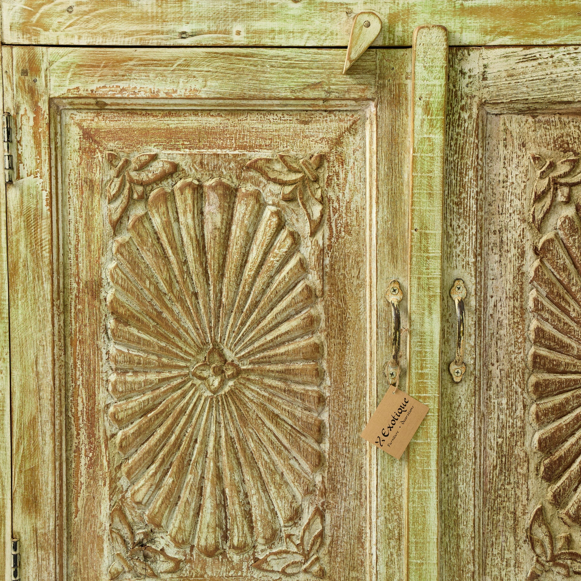 Comoda Sculptata din Lemn de Mango