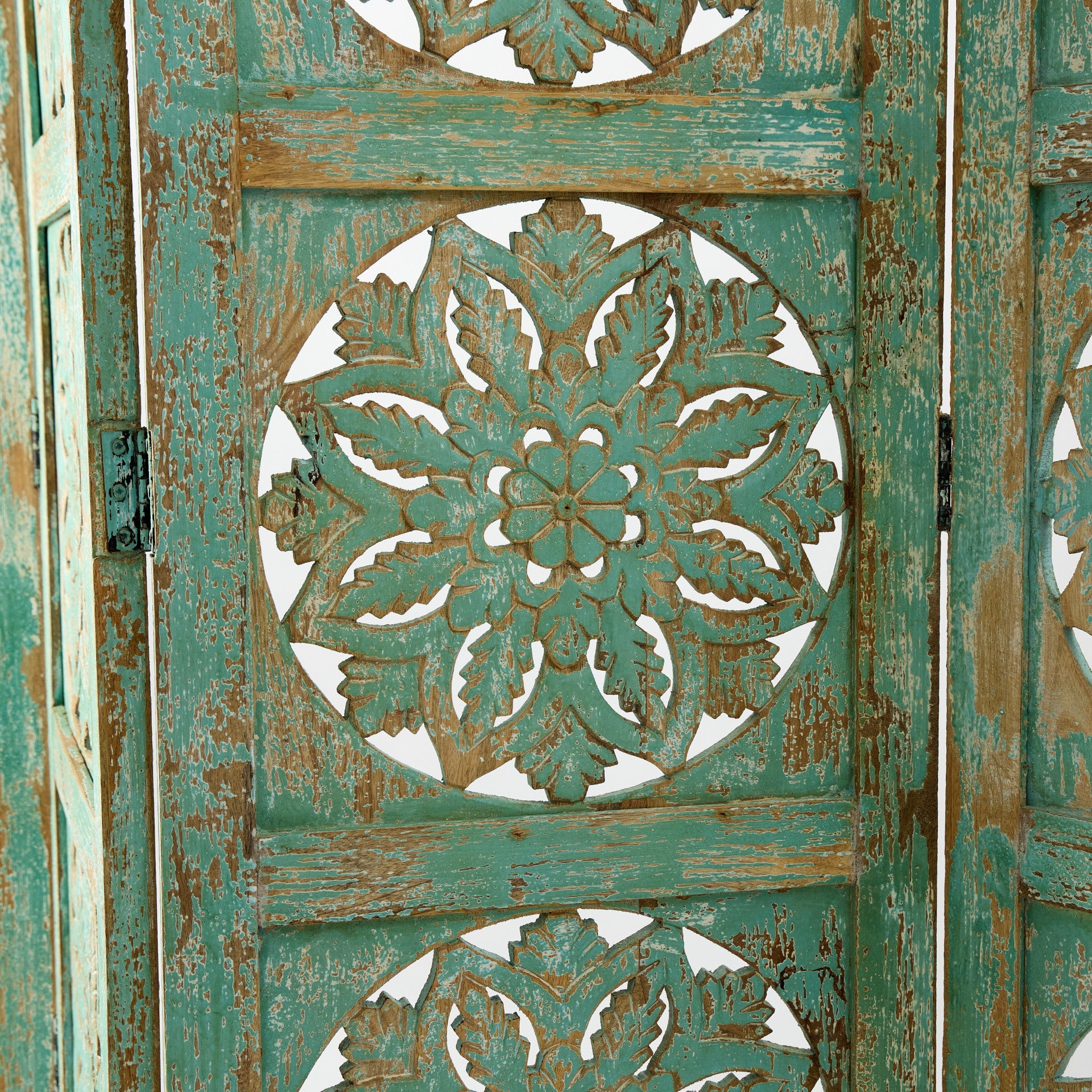 Paravan Sculptat cu Motive Florale