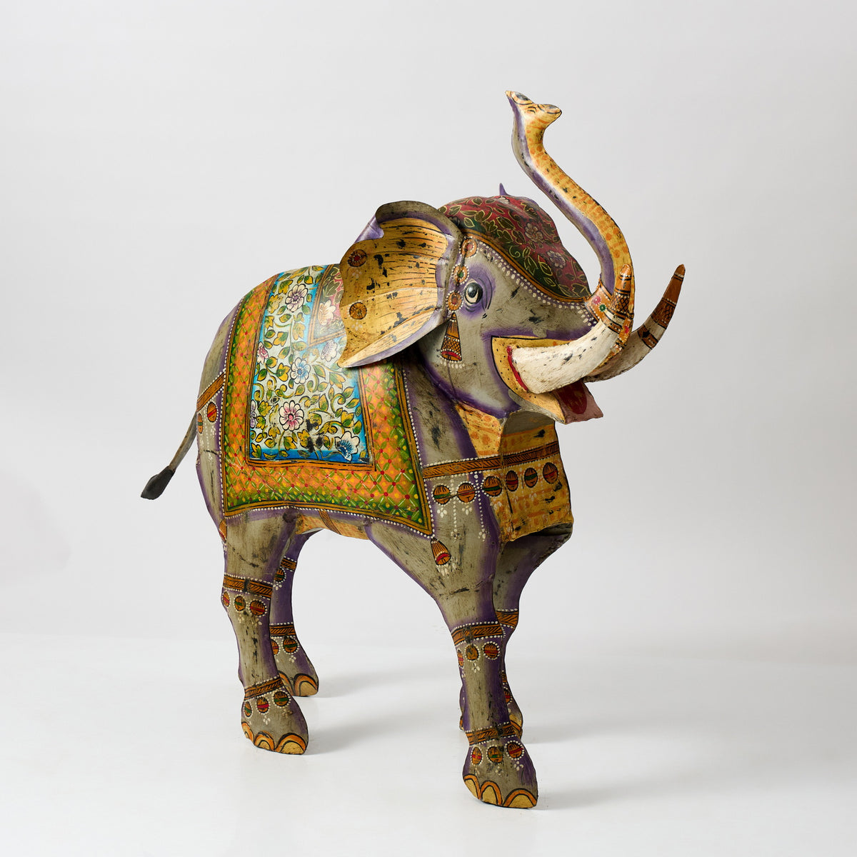 Elefant Decorativ din Metal Pictat