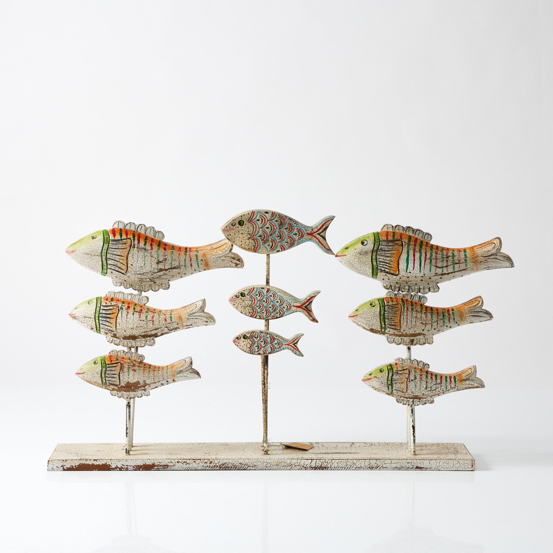 Decoratiune cu Pesti din Lemn