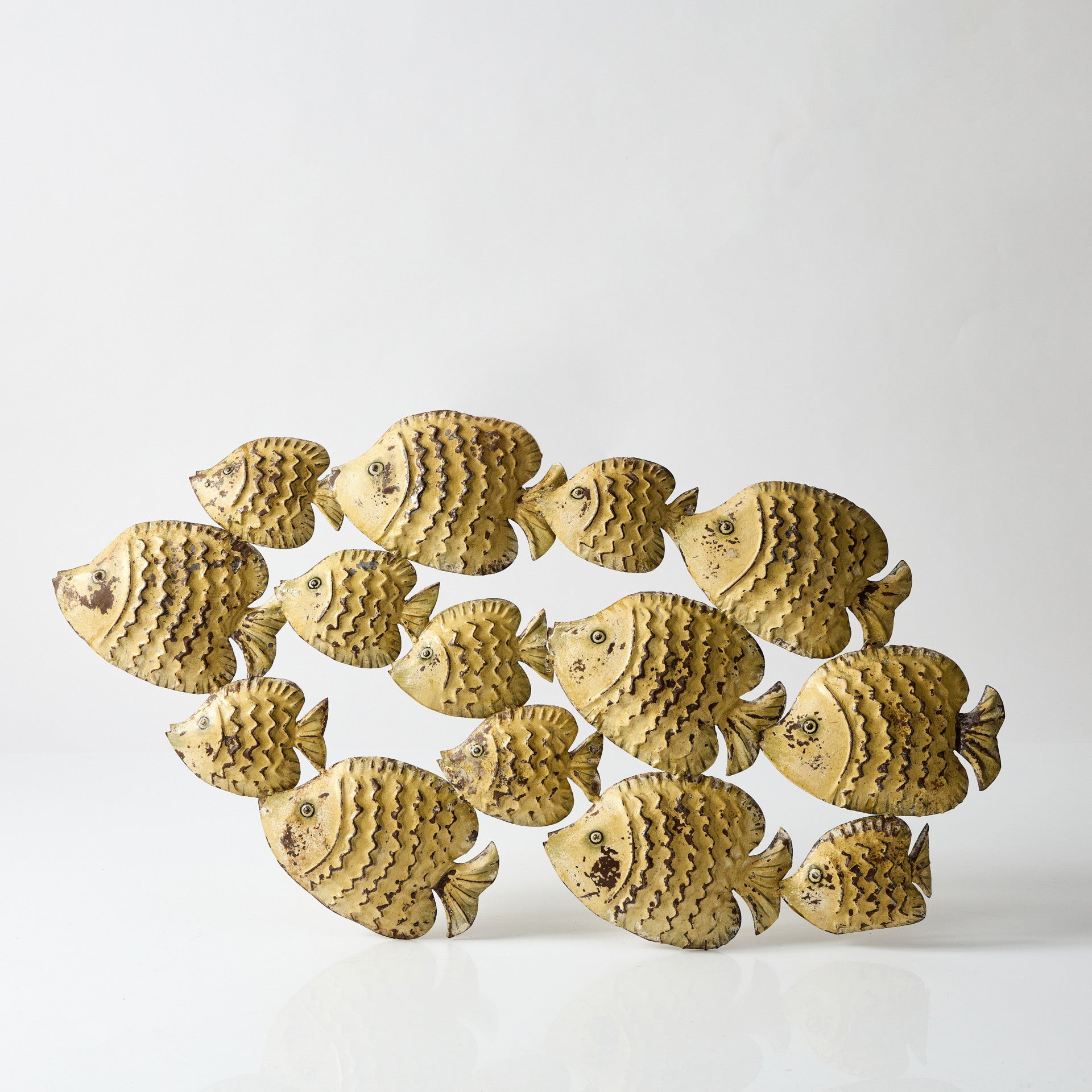 Decoratiune cu Pesti Metalici