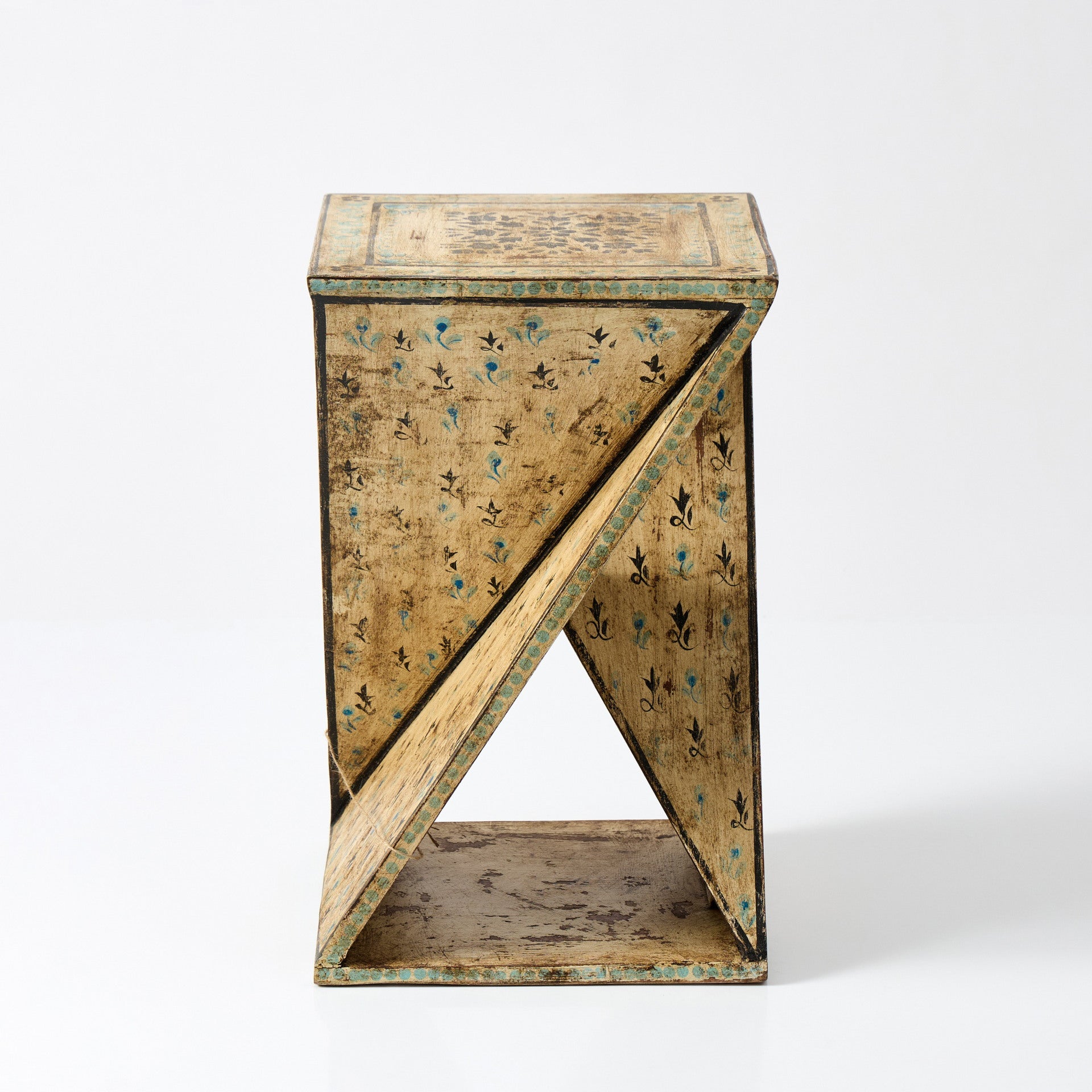 Masuta de cafea din lemn de mango pictat - design totem