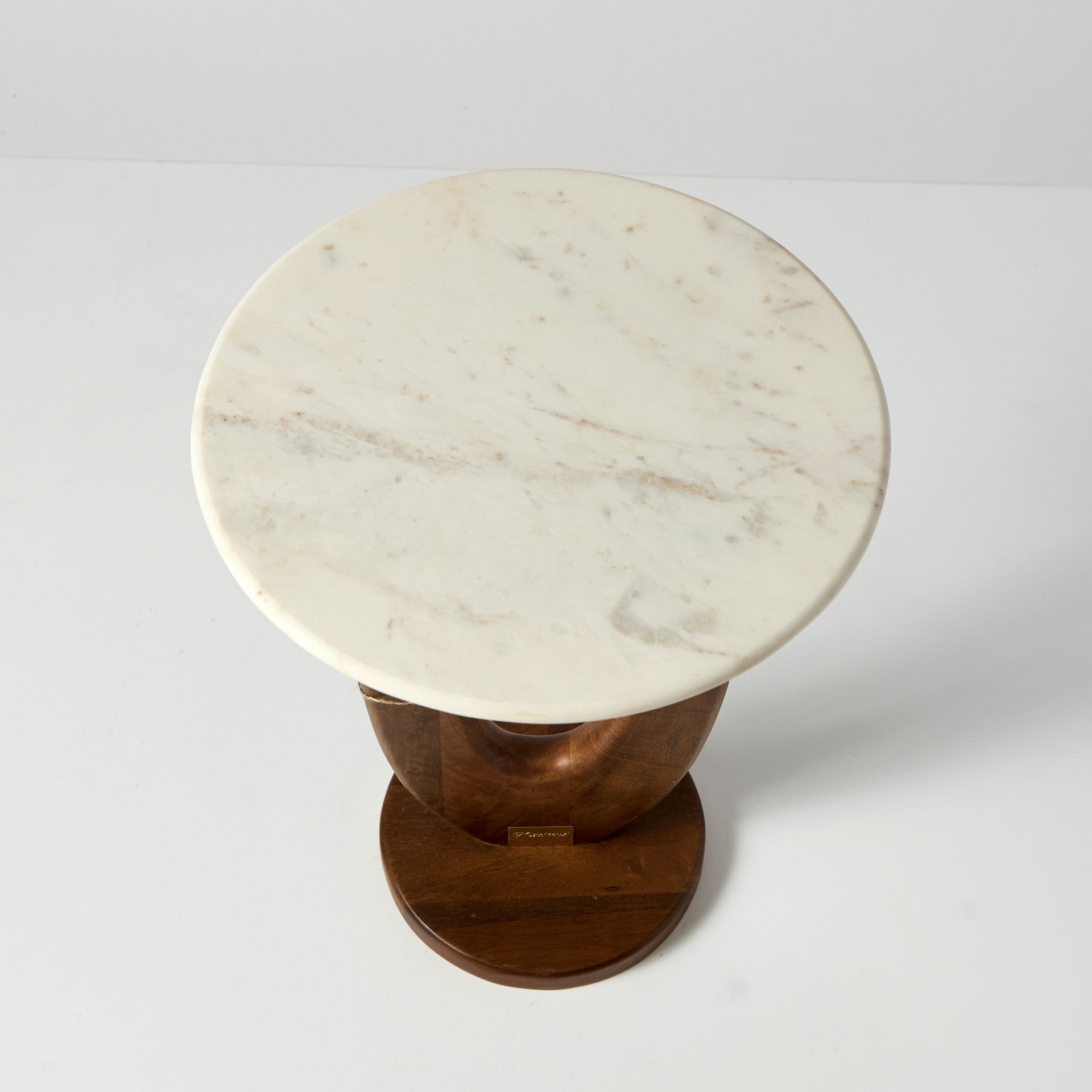 Masuta din Lemn cu Blat de Marmura