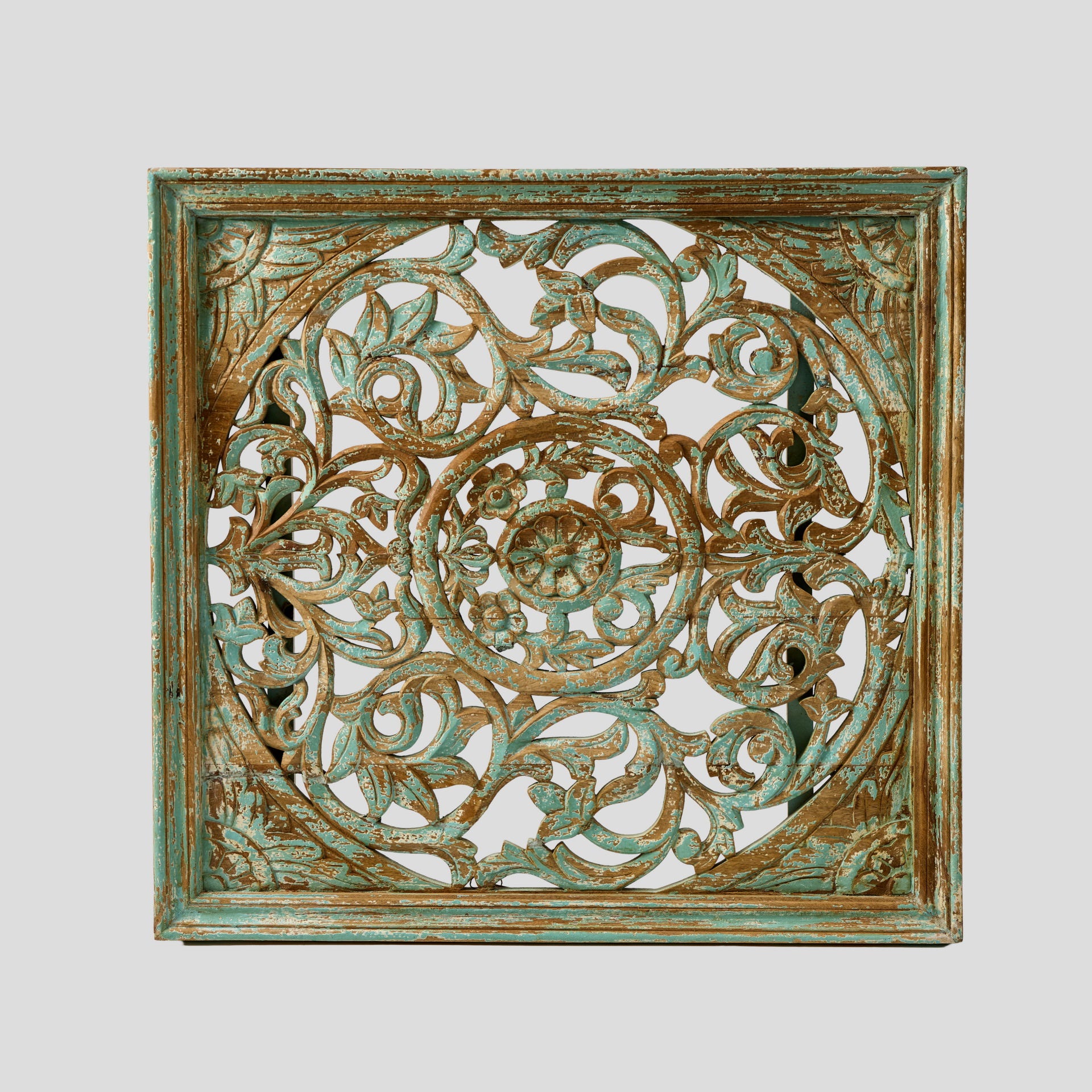 Panou Sculptat cu Motiv Floral