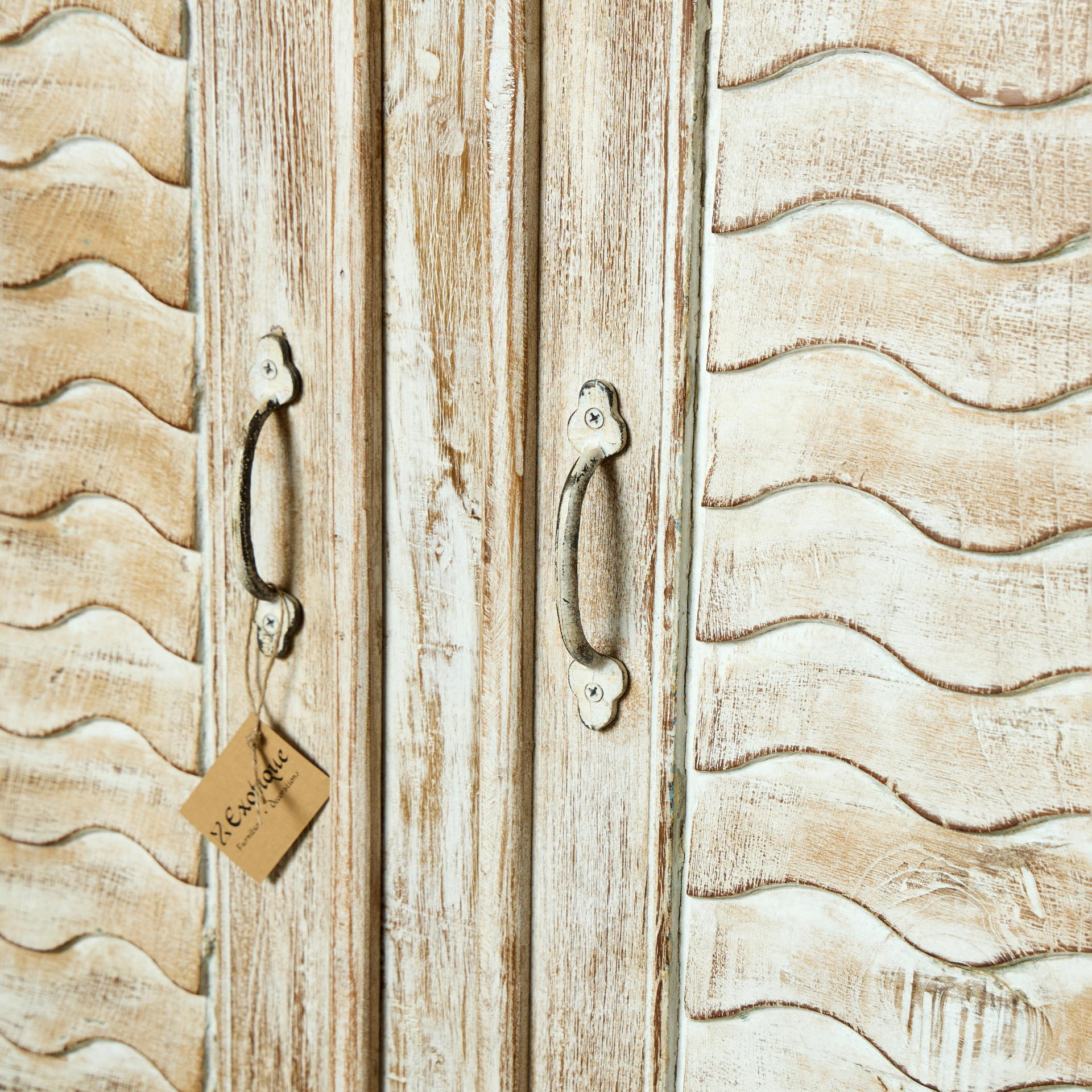 Comoda din lemn de mango cu usi sculptate - pentru living
