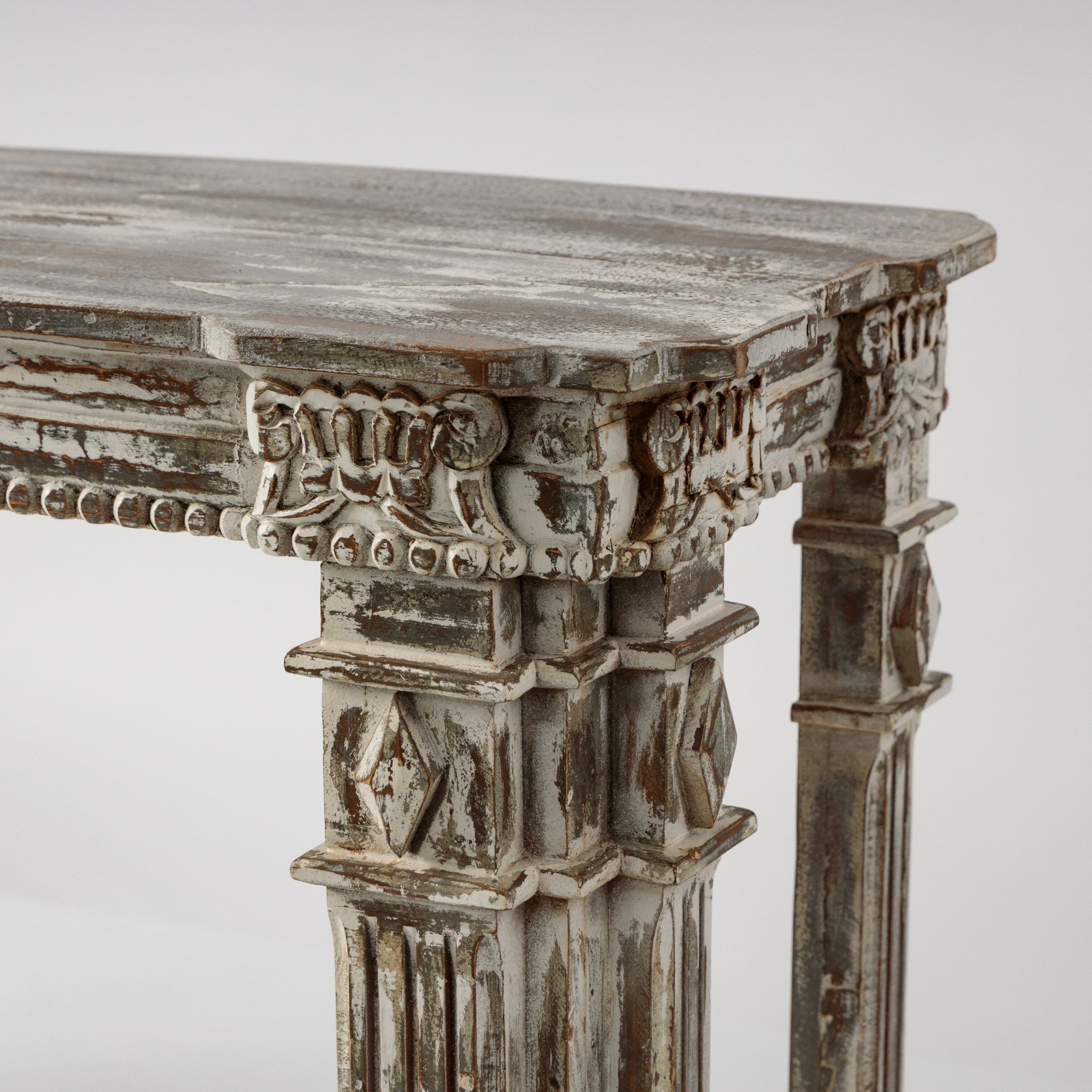 Consola Sculptata Manual din Lemn – Exotique Romania
