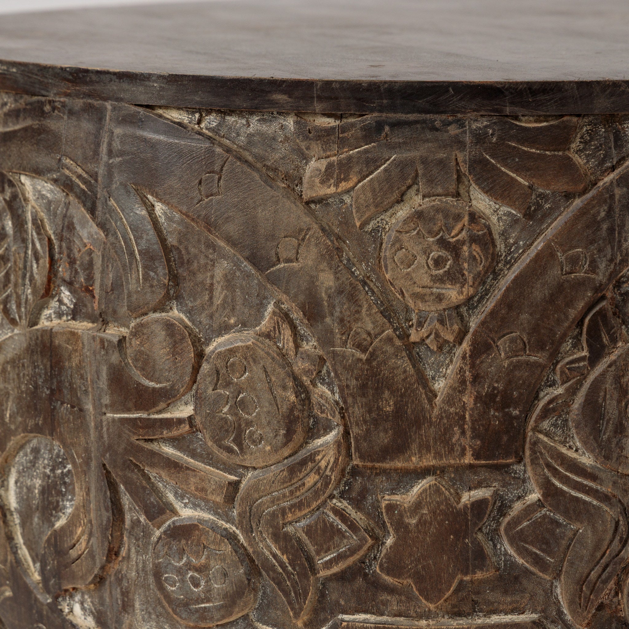 Masuta de Cafea din Lemn Sculptat