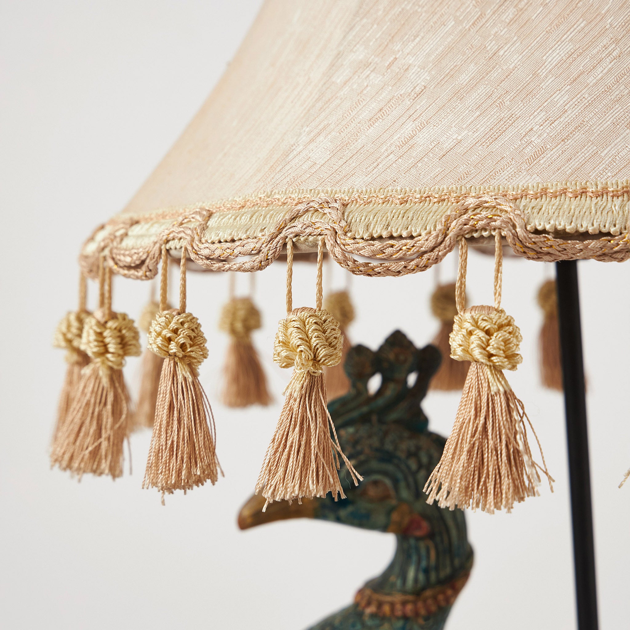 Lampa Electrica cu Paun Decorativ si Abajur