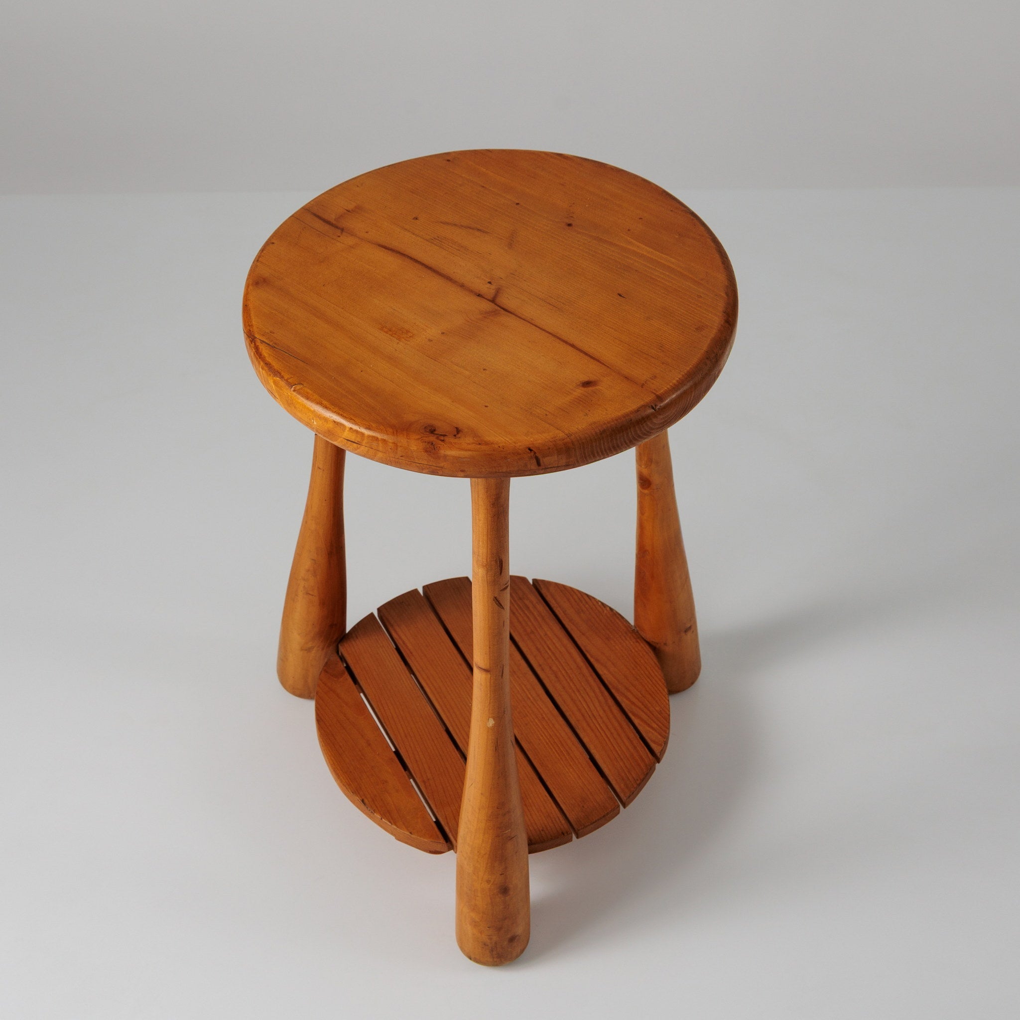 Taburet Rotund din Lemn