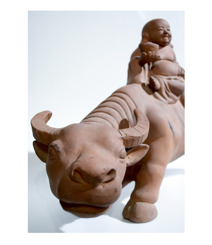 Statueta Buddha Razand pe Bivol